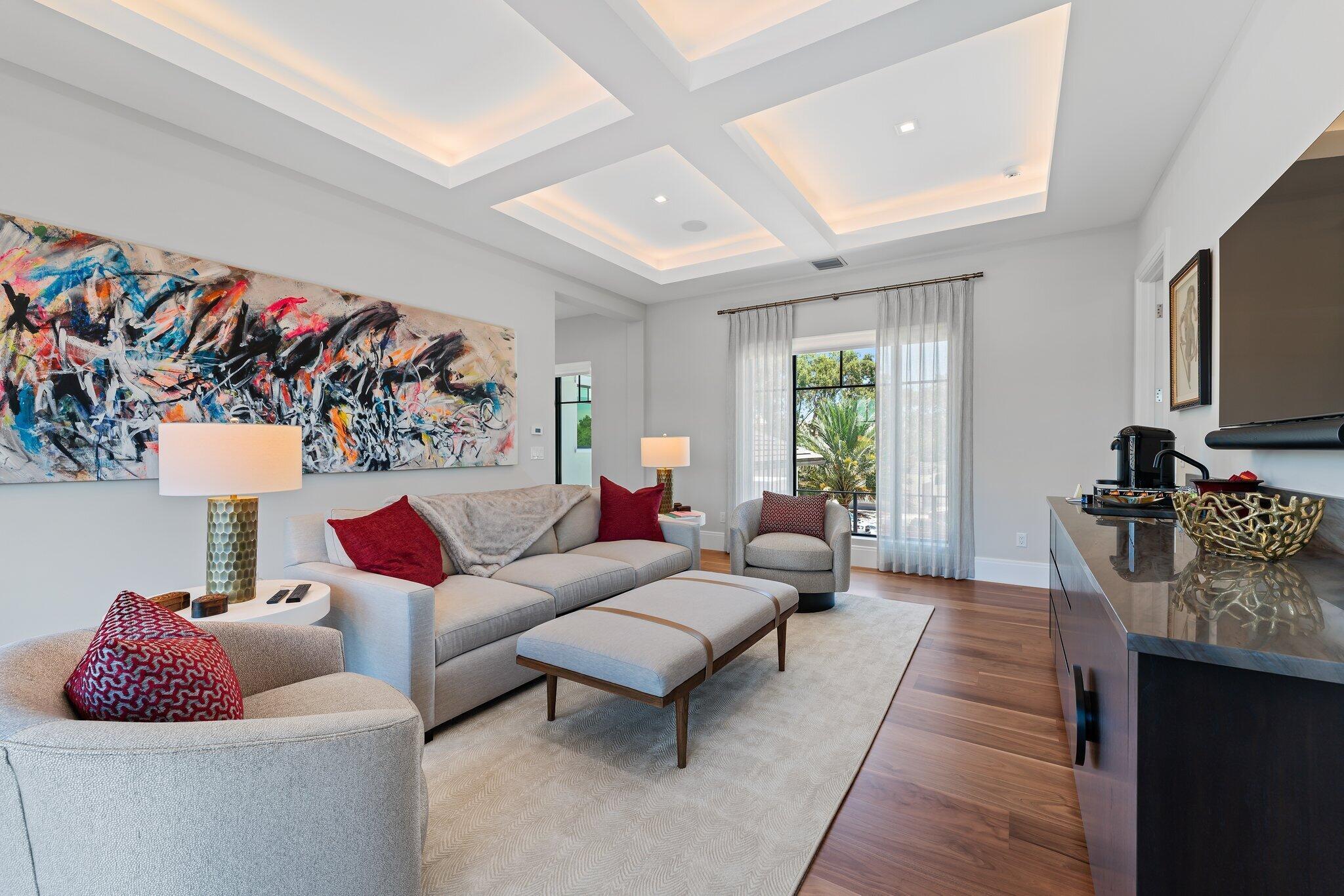 ADMIRALS COVE - Residential