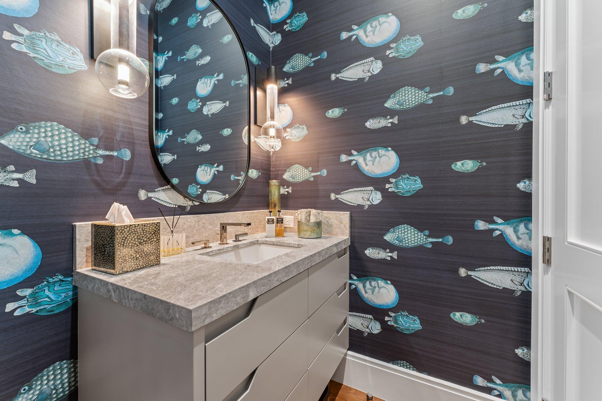 ADMIRALS COVE - Residential