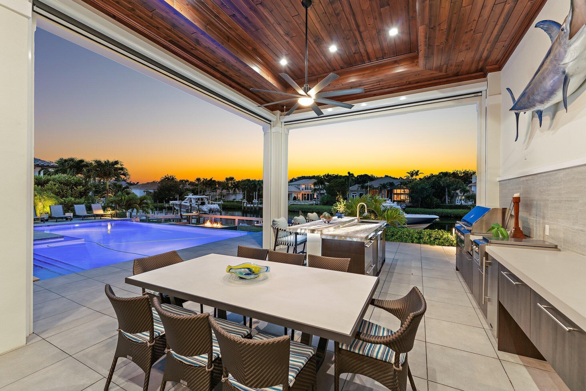 ADMIRALS COVE - Residential