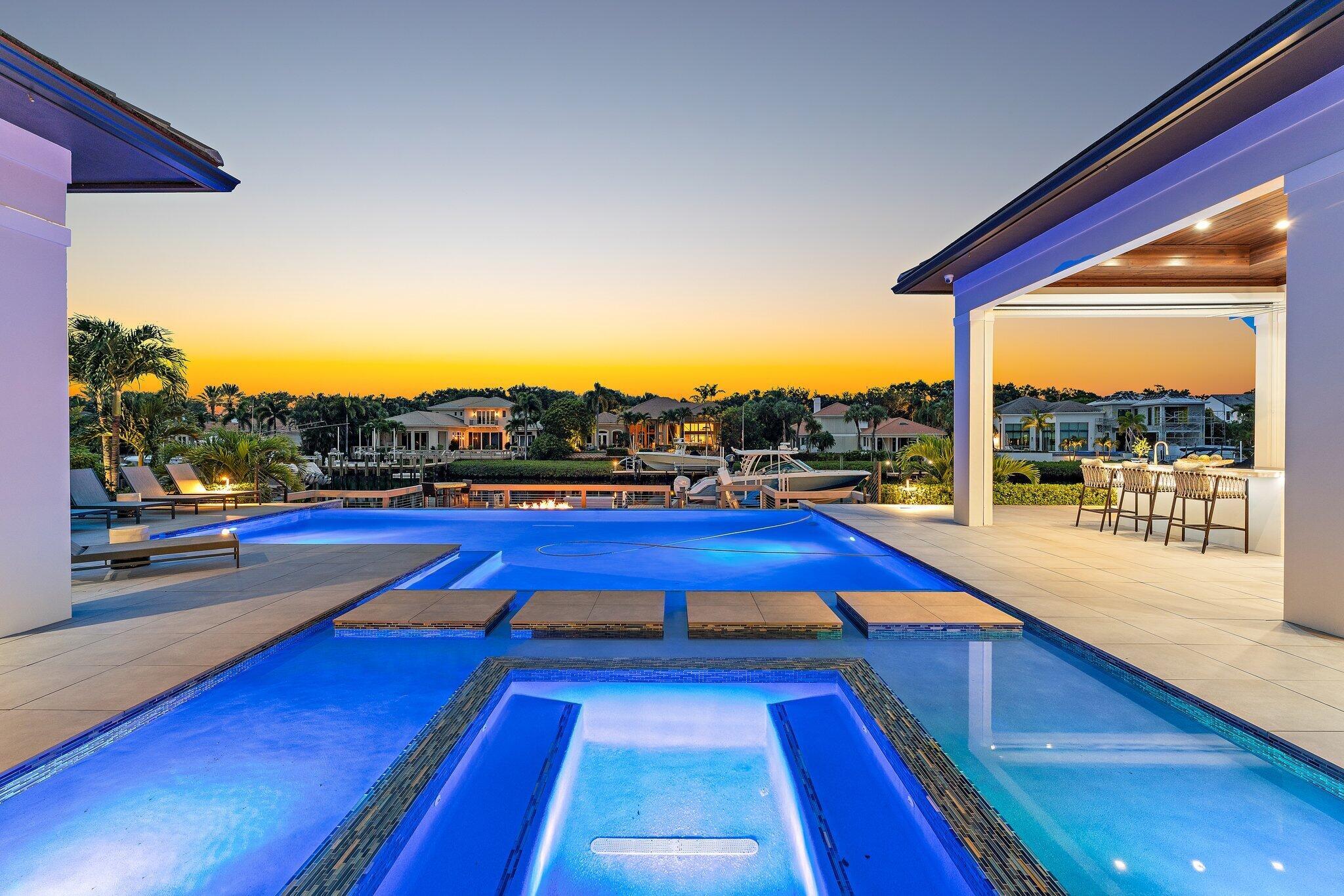 ADMIRALS COVE - Residential