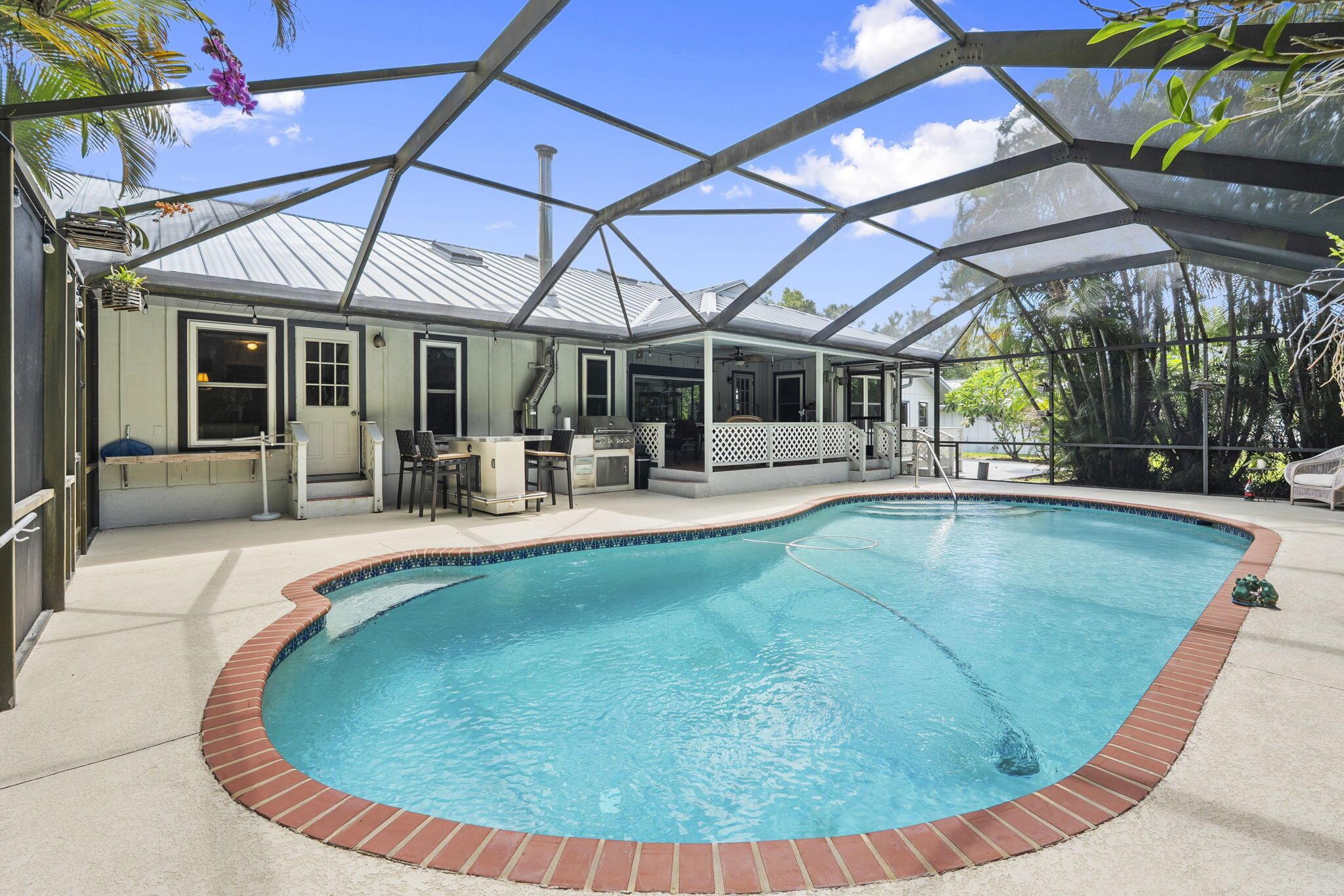 FOXWOOD - Residential