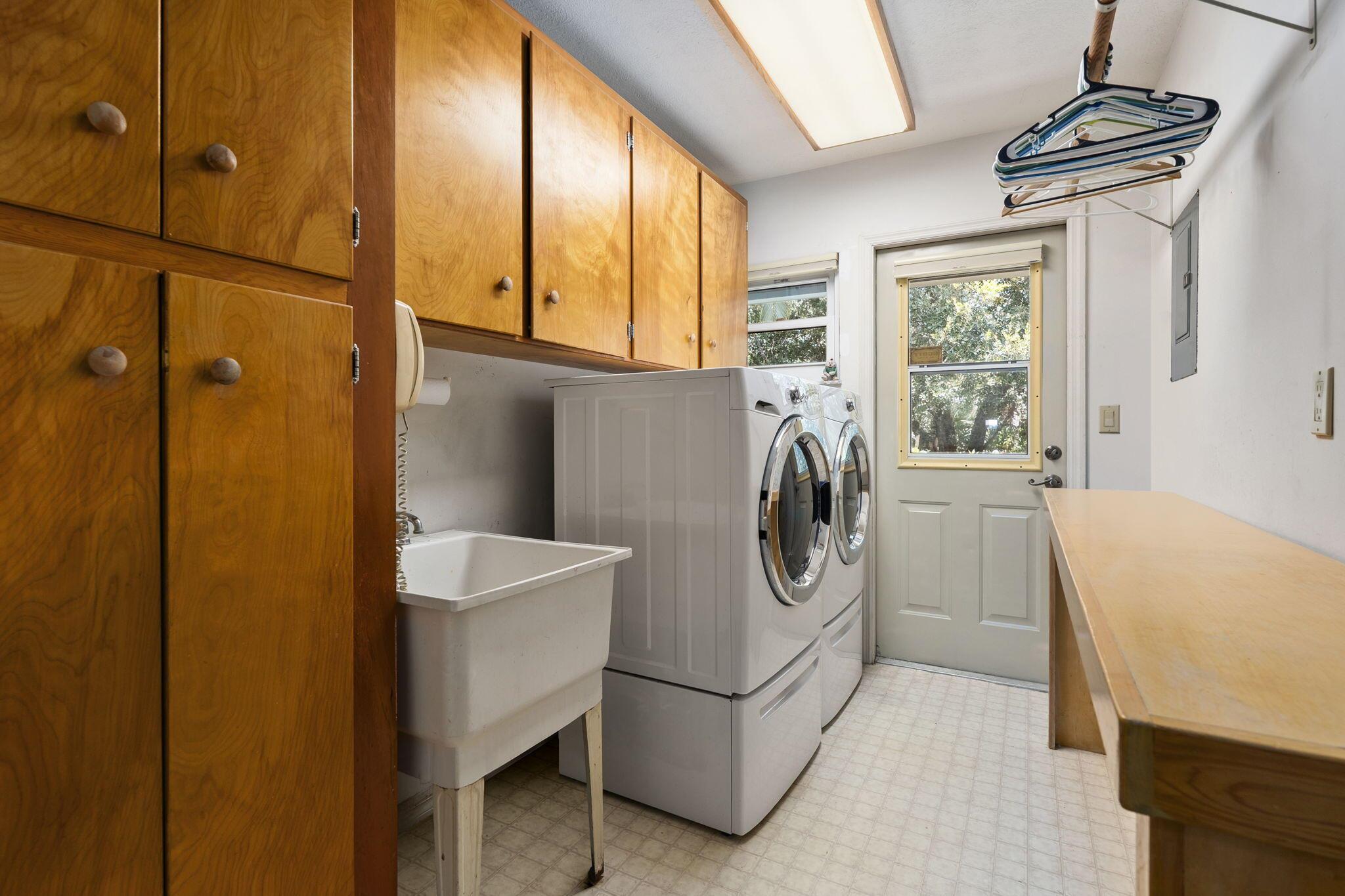 FOXWOOD - Residential