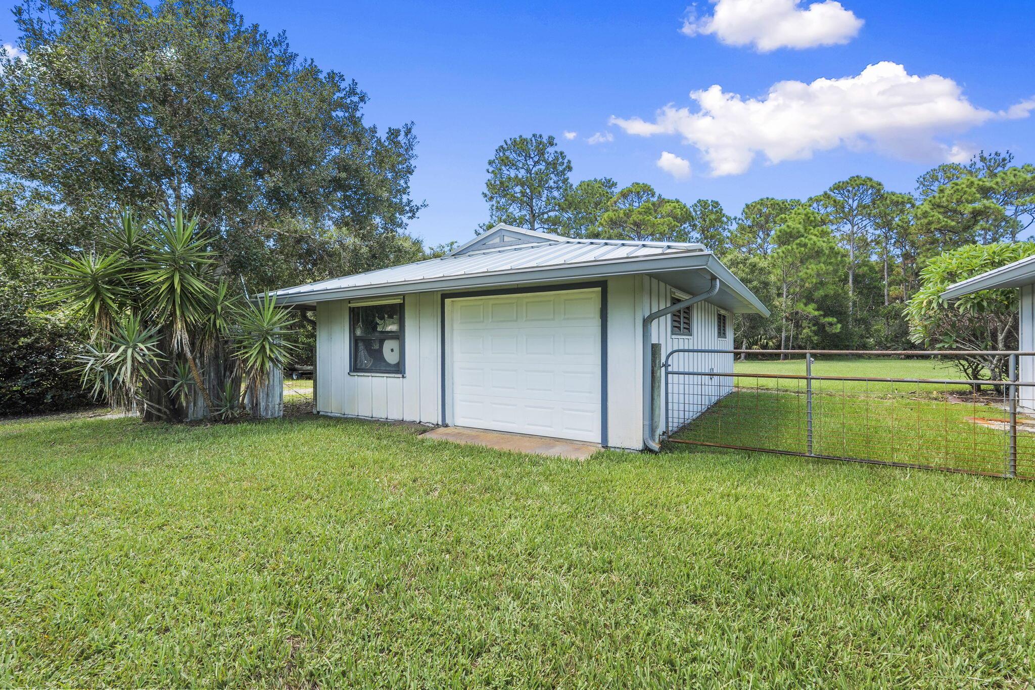 FOXWOOD - Residential