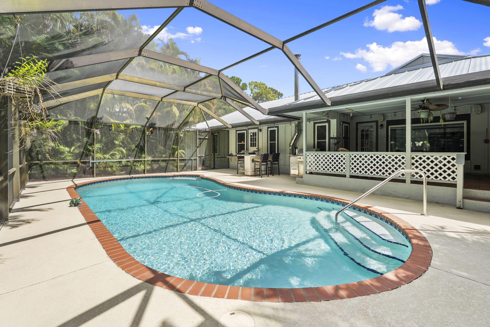 FOXWOOD - Residential