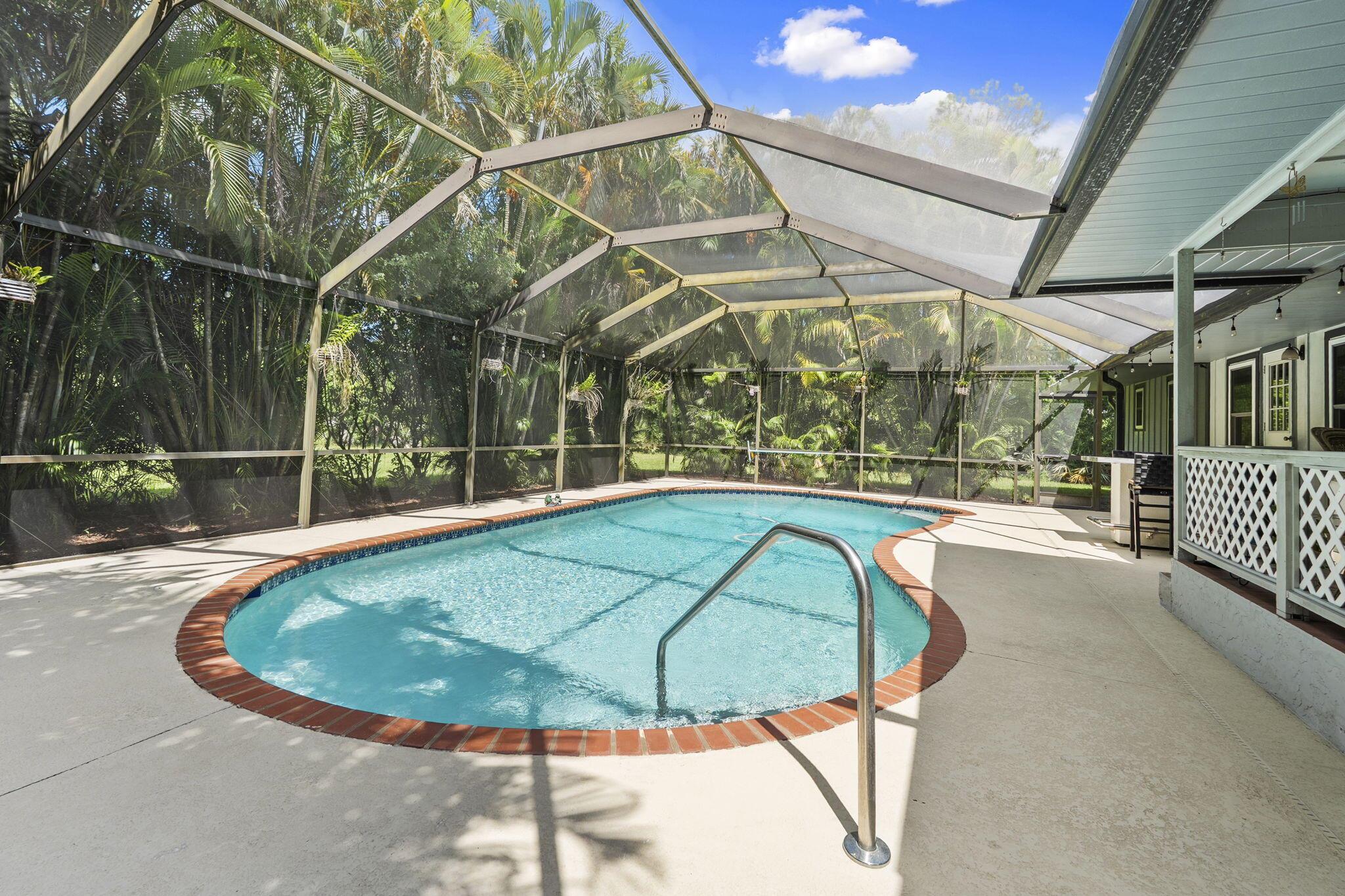 FOXWOOD - Residential