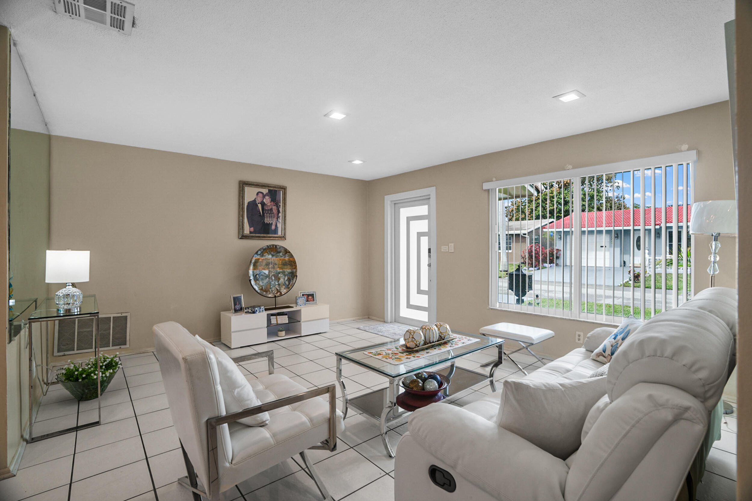 MAINLANDS OF TAMARAC LAKES - Residential