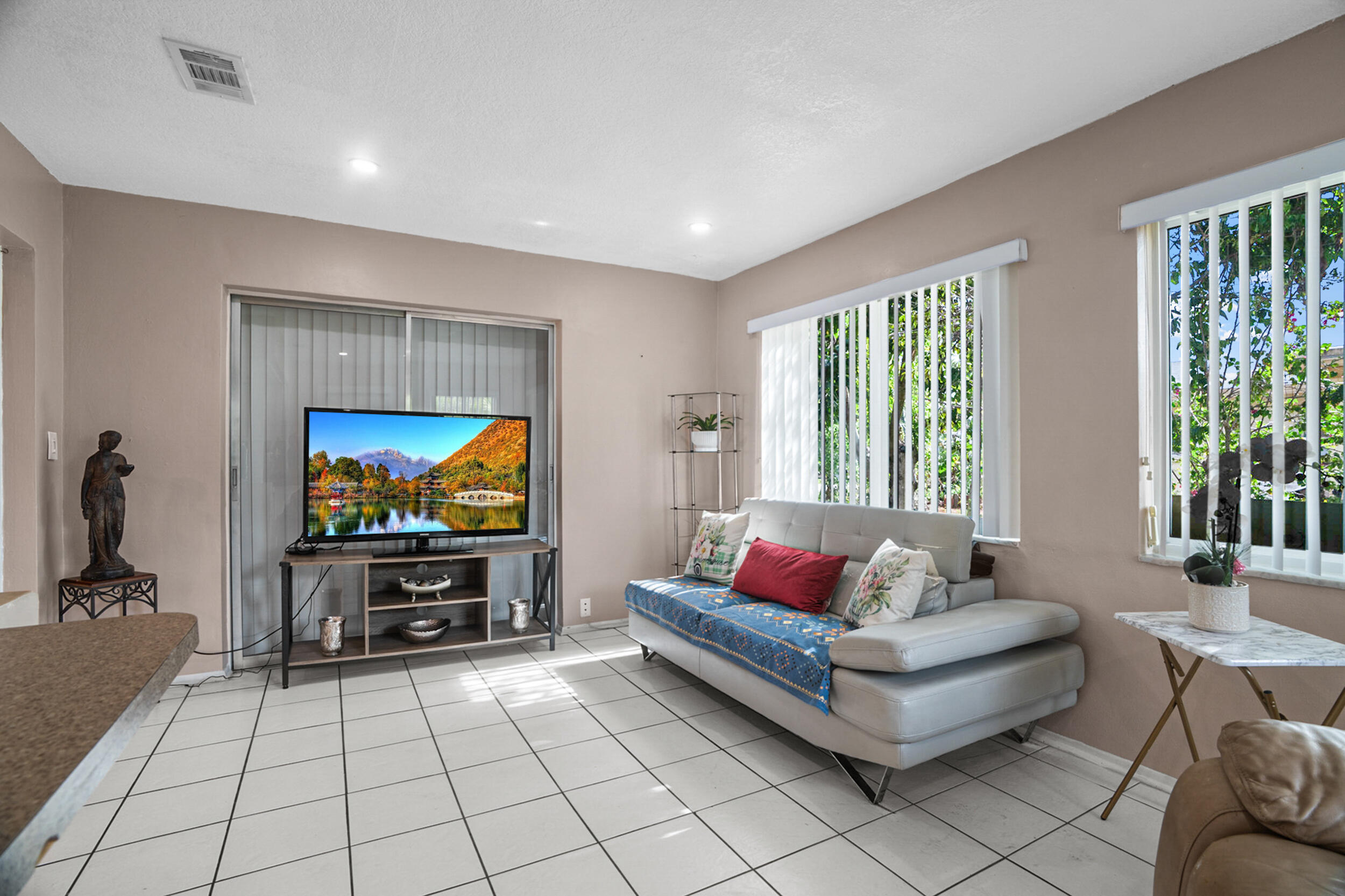 MAINLANDS OF TAMARAC LAKES - Residential