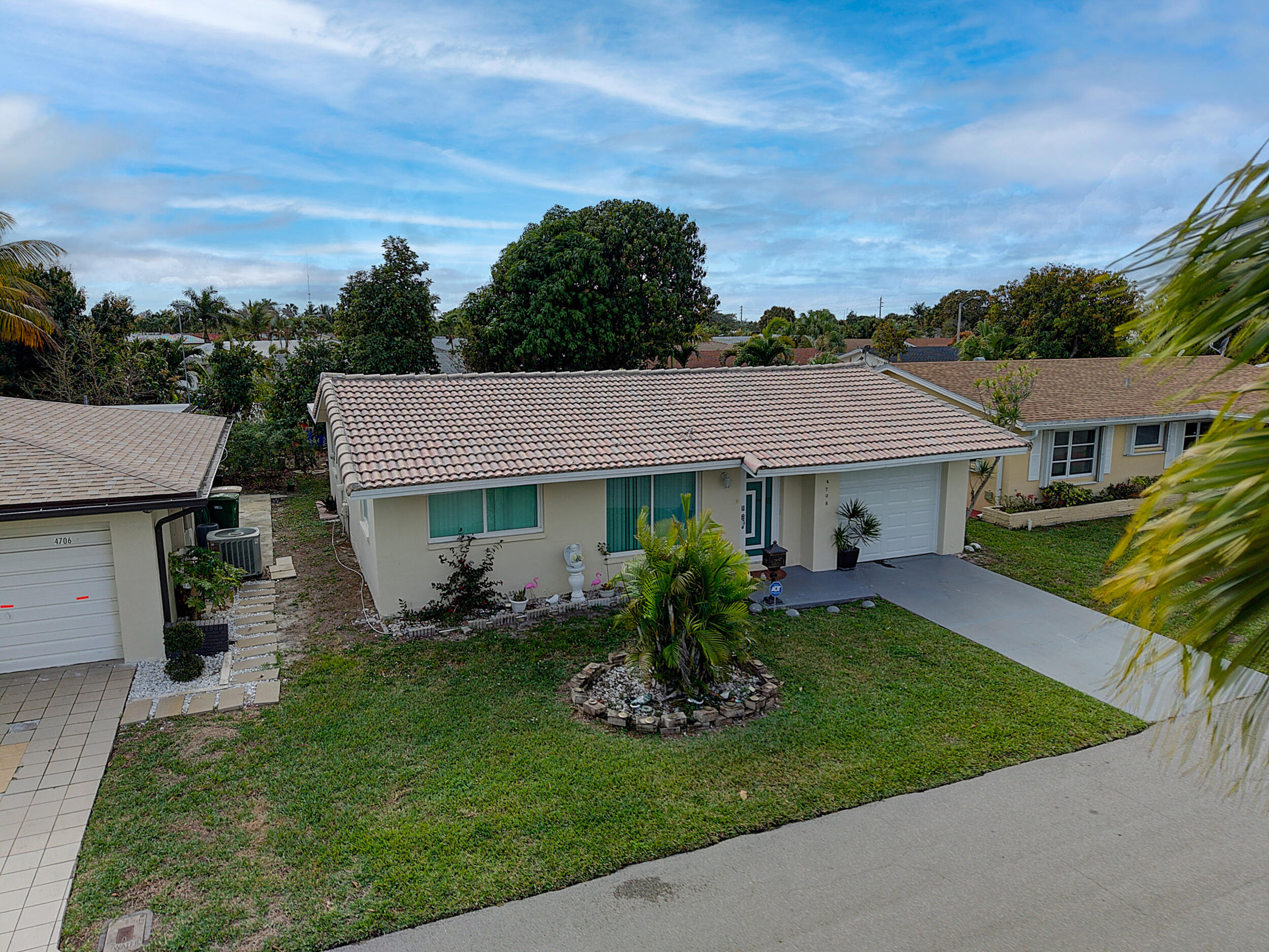 MAINLANDS OF TAMARAC LAKES - Residential