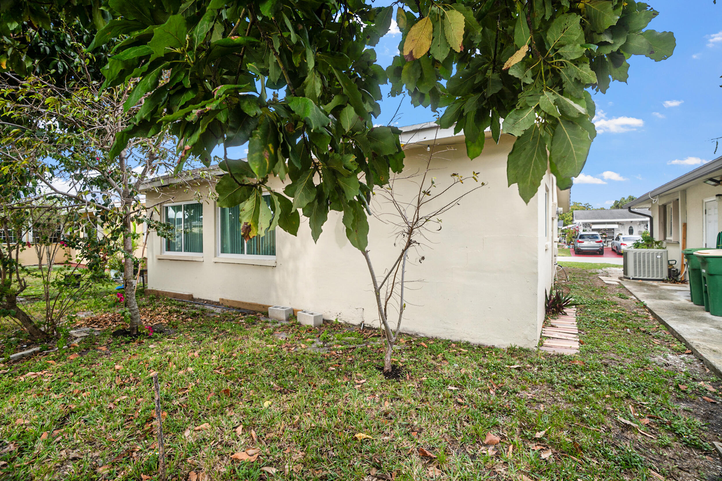 MAINLANDS OF TAMARAC LAKES - Residential