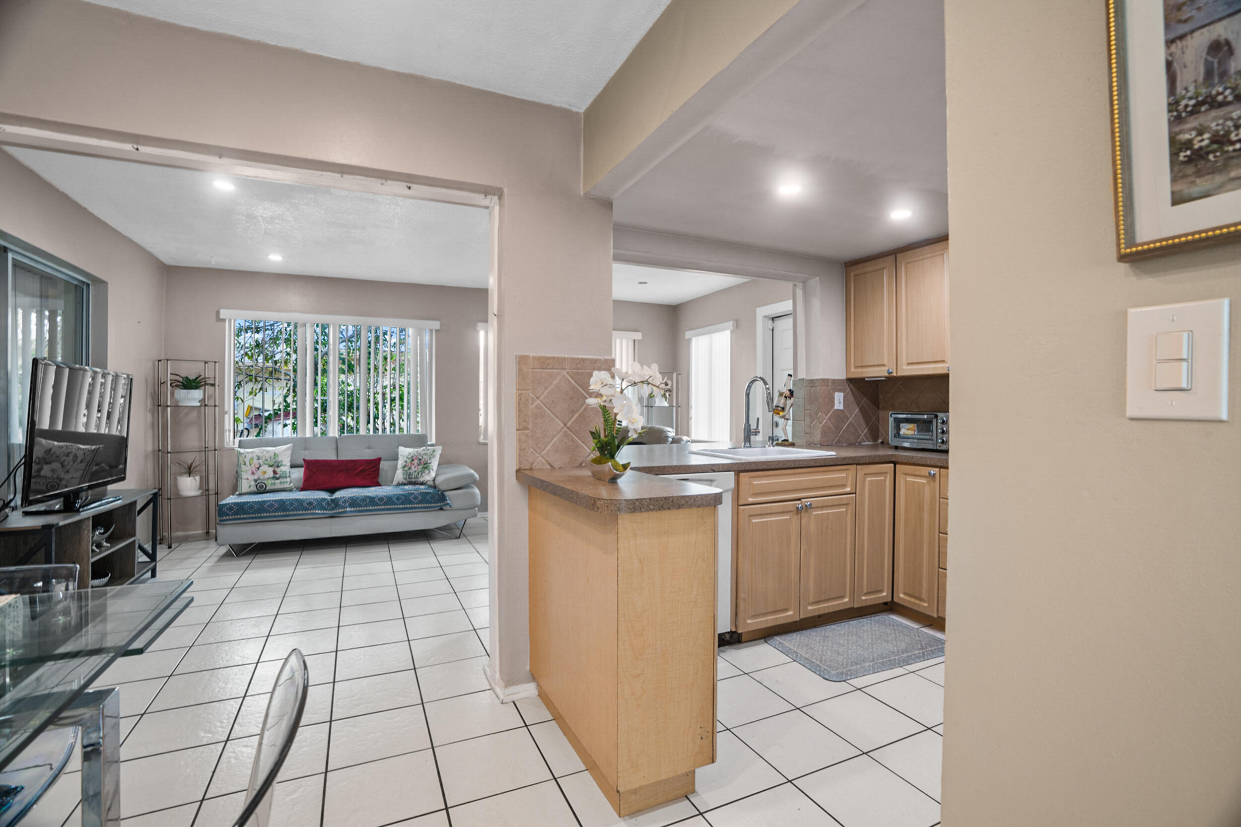 MAINLANDS OF TAMARAC LAKES - Residential