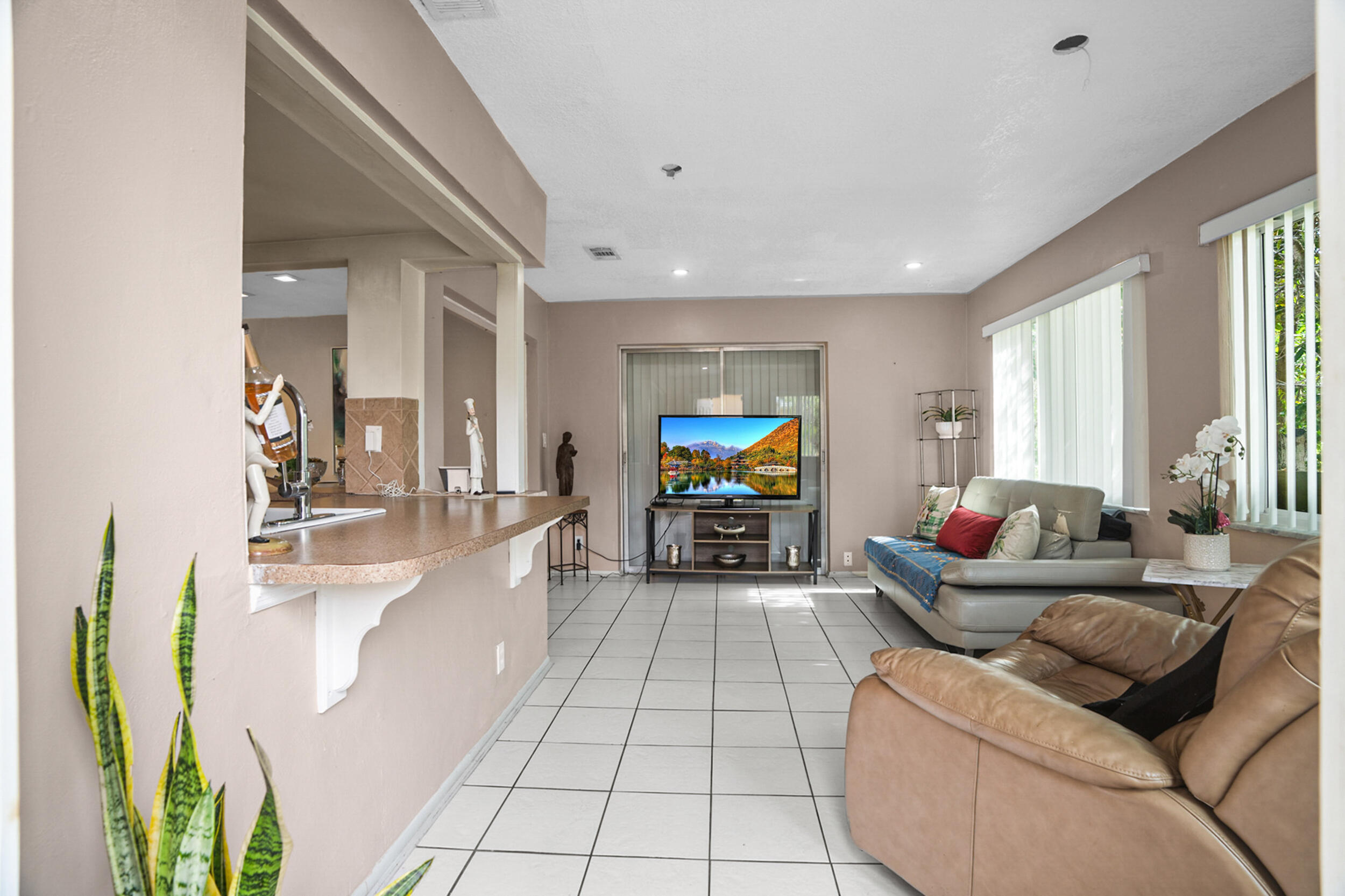 MAINLANDS OF TAMARAC LAKES - Residential