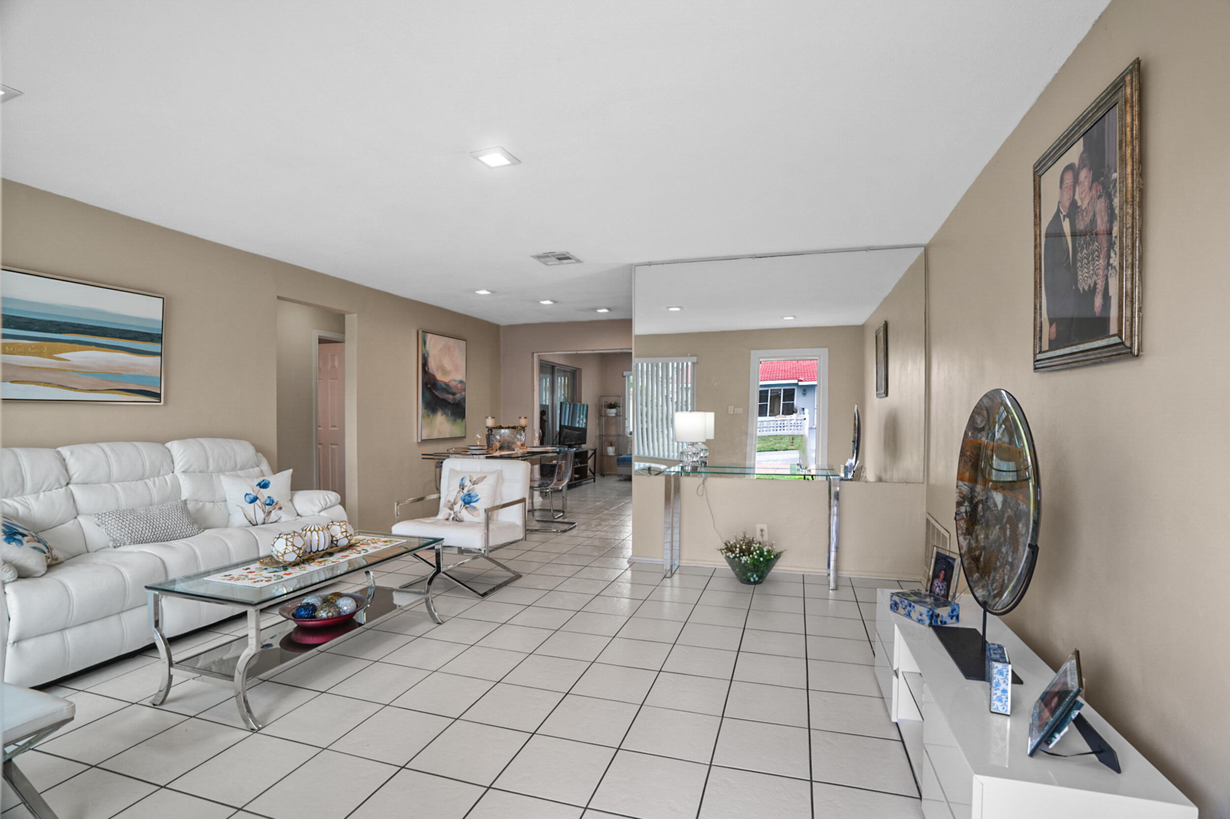 MAINLANDS OF TAMARAC LAKES - Residential