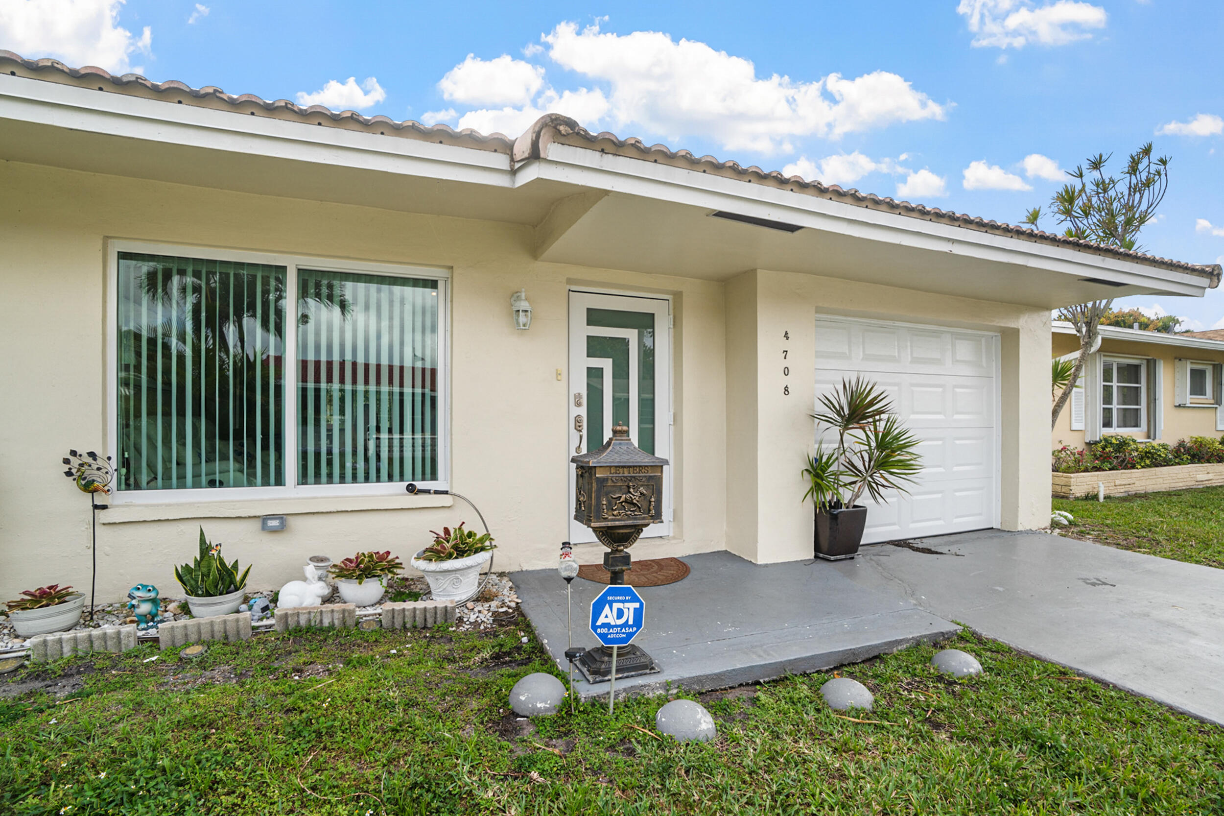 MAINLANDS OF TAMARAC LAKES - Residential