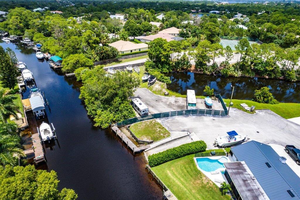 FOX RUN - Residential