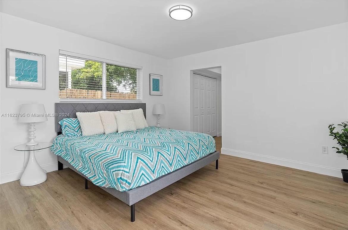 MIRAMAR ISLES SEC 1 - Residential