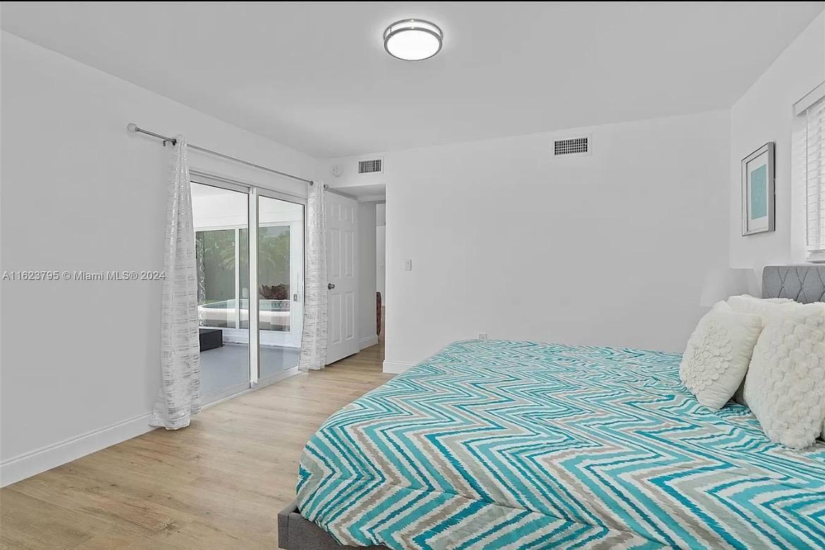 MIRAMAR ISLES SEC 1 - Residential