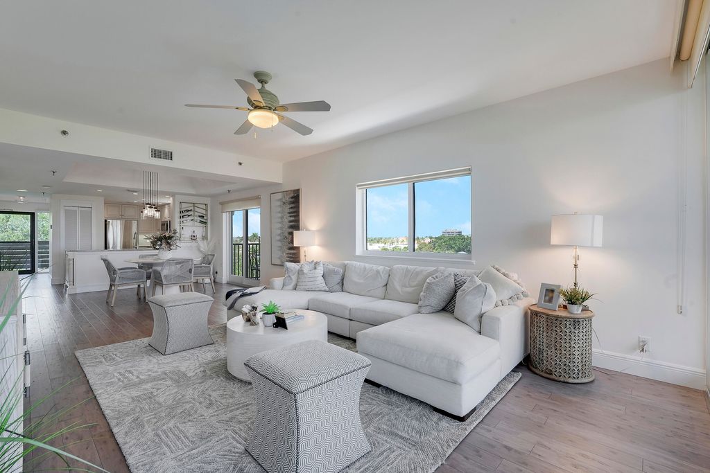 Photo of 11370 12 Oaks Way #511, North Palm Beach, FL 33408 (MLS # R11077366)