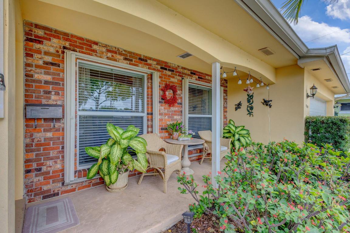 NORTH LAKE WORTH - Residential