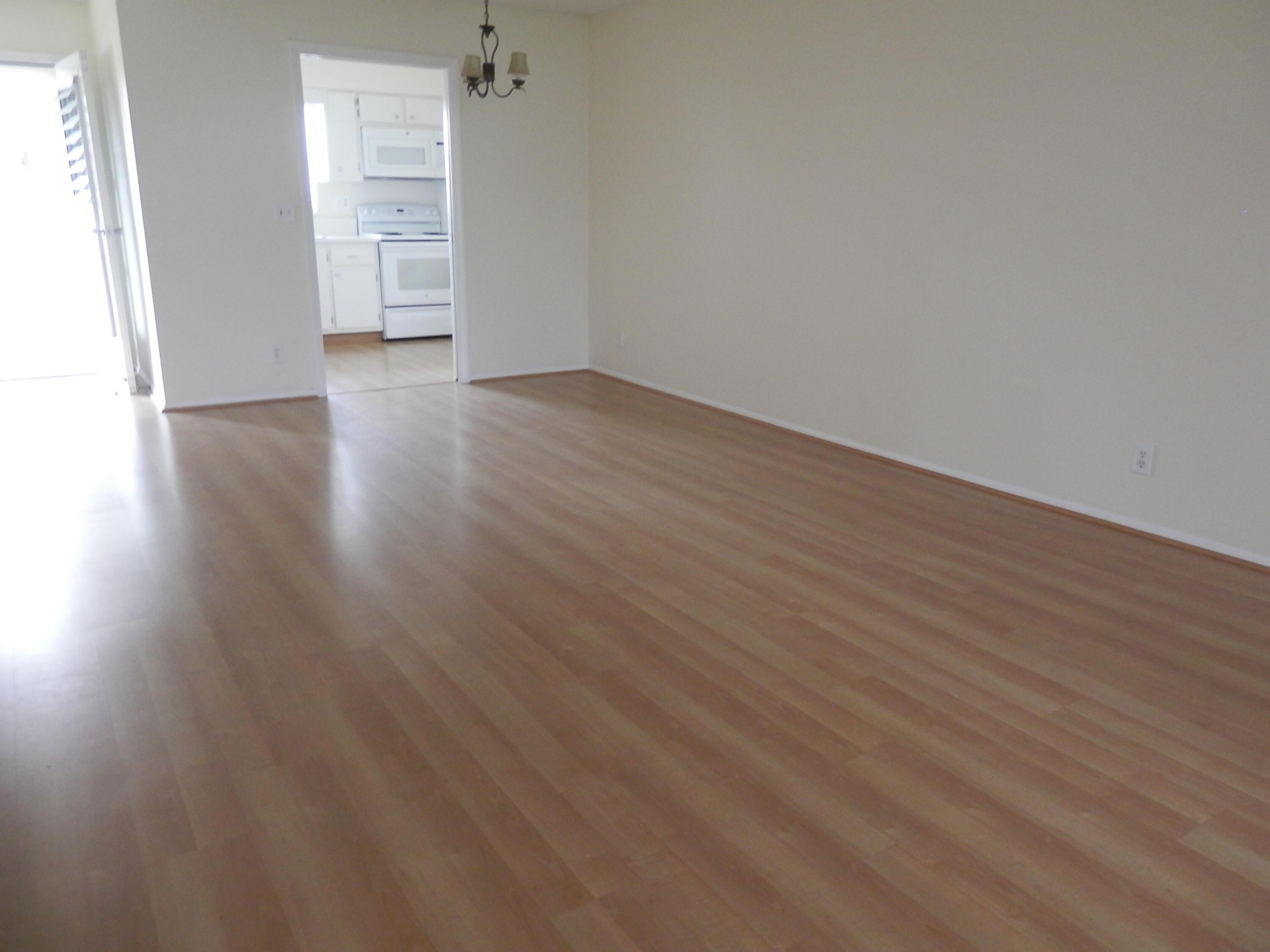 CRESTHAVEN VILLAS CONDO 24 - Residential