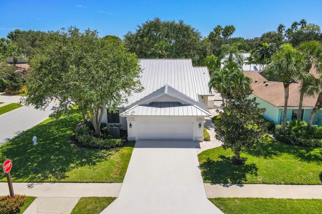 Photo of 335 Leeward Drive, Jupiter, FL 33477 (MLS # R10917762)