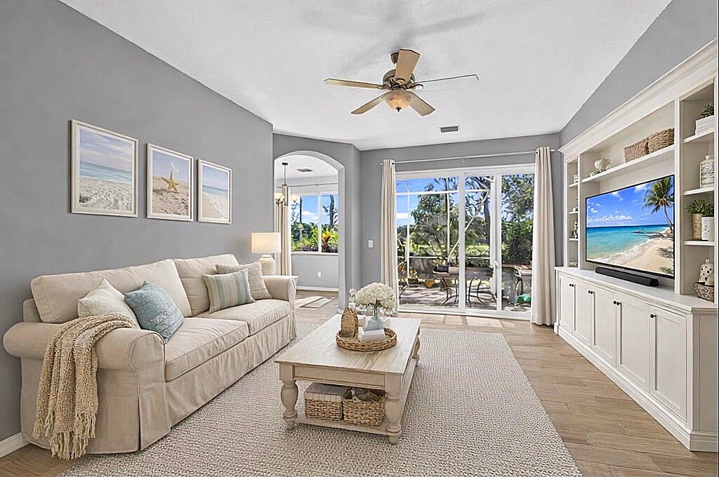 333 River Bluff Lane, Royal Palm Beach FL 33411