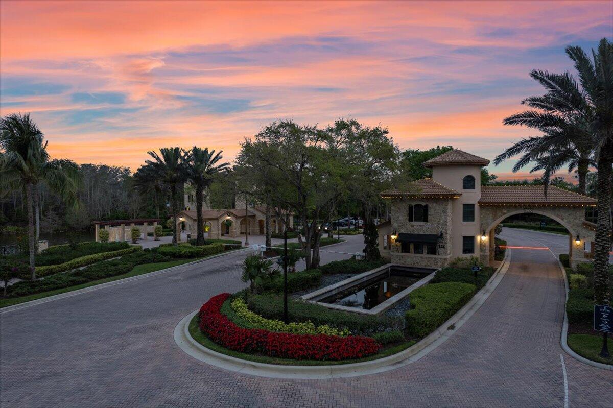 JUPITER COUNTRY CLUB - Residential
