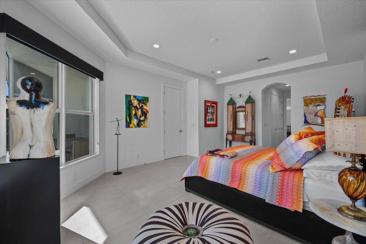 JUPITER COUNTRY CLUB - Residential