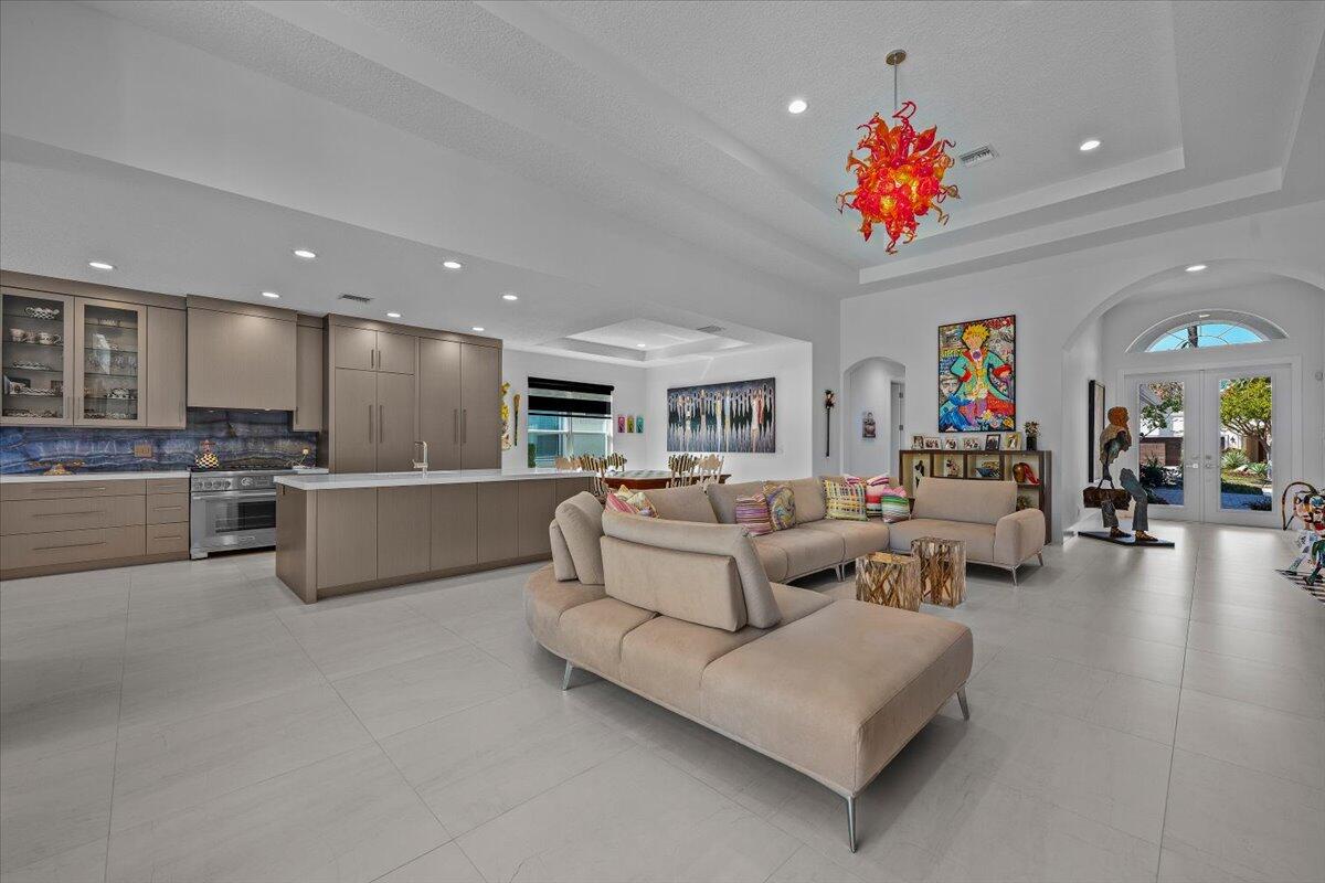 JUPITER COUNTRY CLUB - Residential