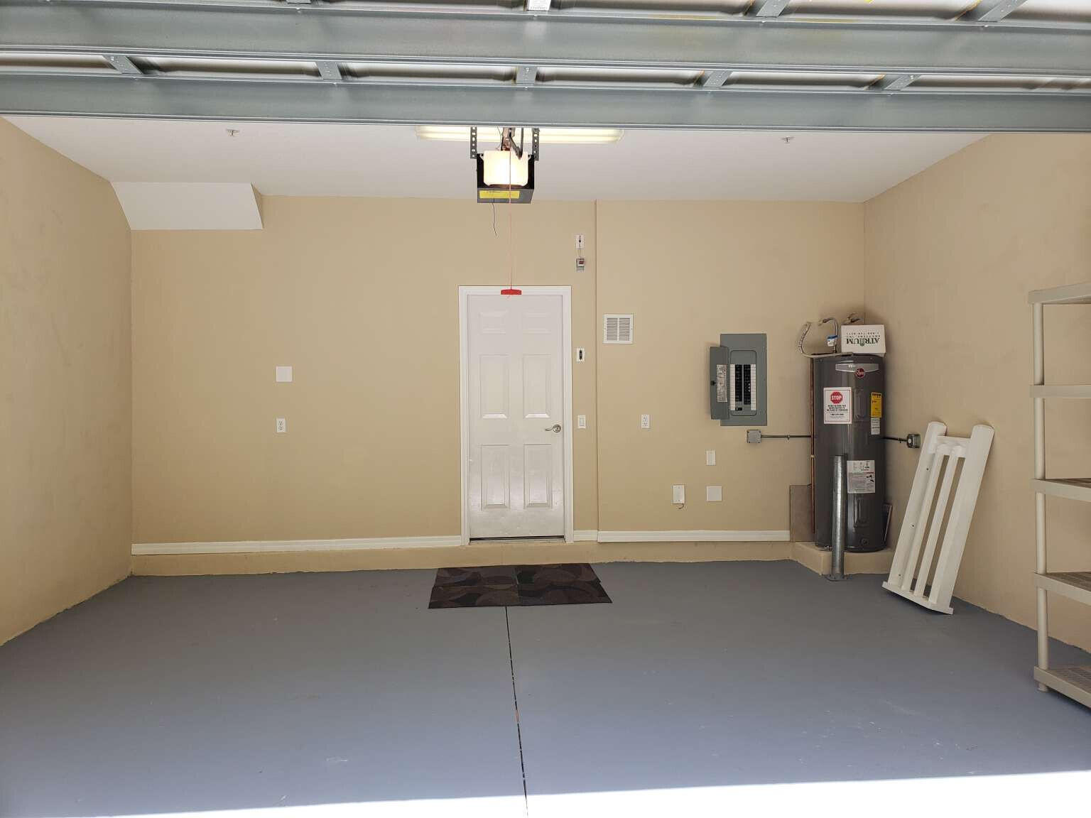 356 W Thatch Palm Circle 106