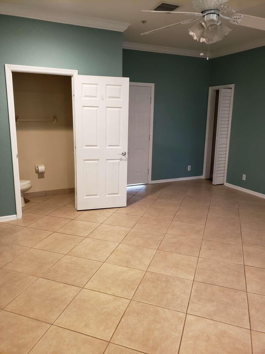 356 W Thatch Palm Circle 106