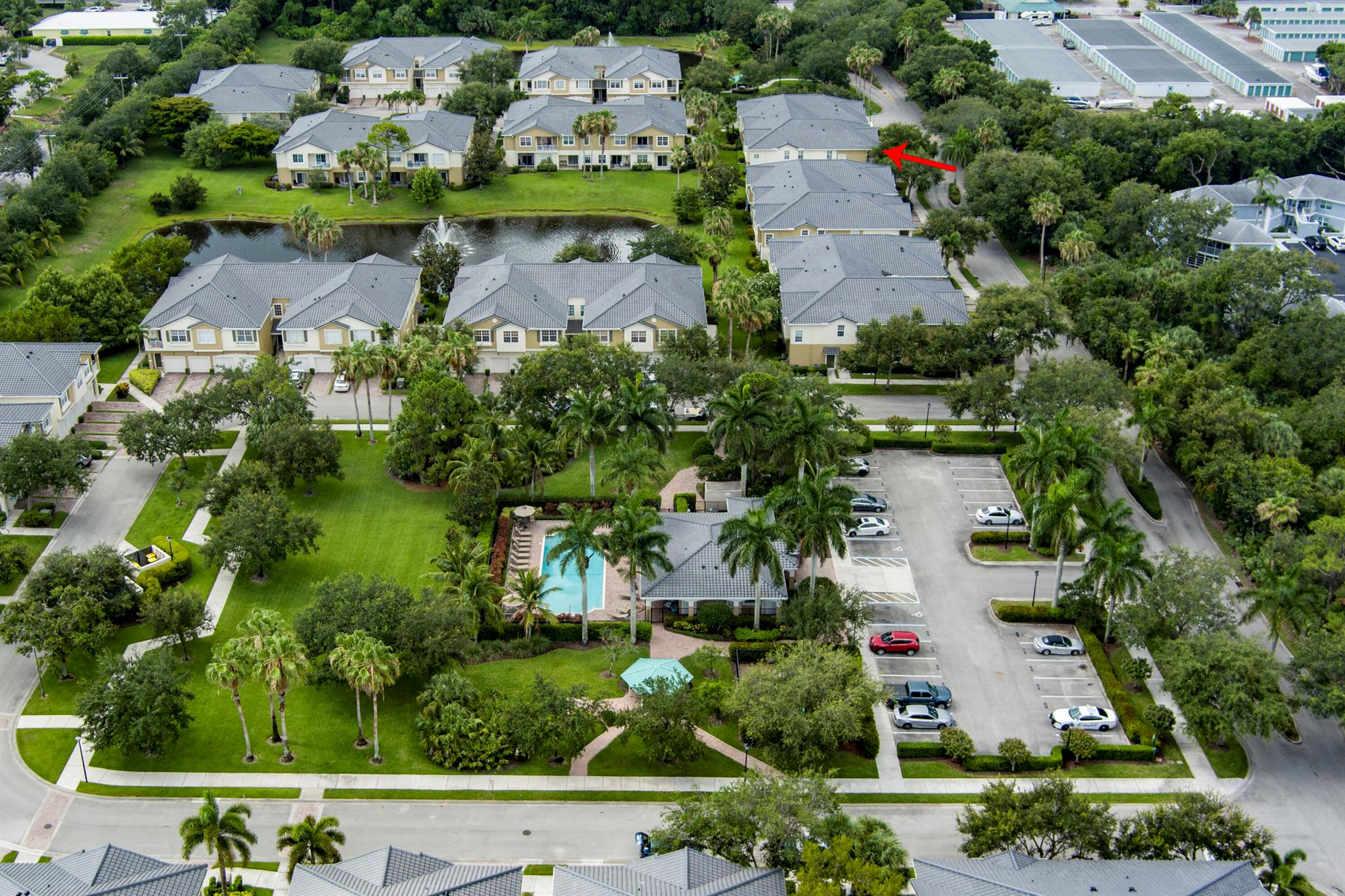 LEXINGTON LAKES - Residential