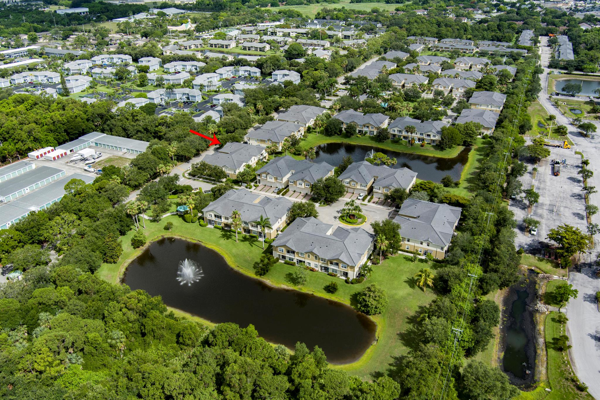 LEXINGTON LAKES - Residential