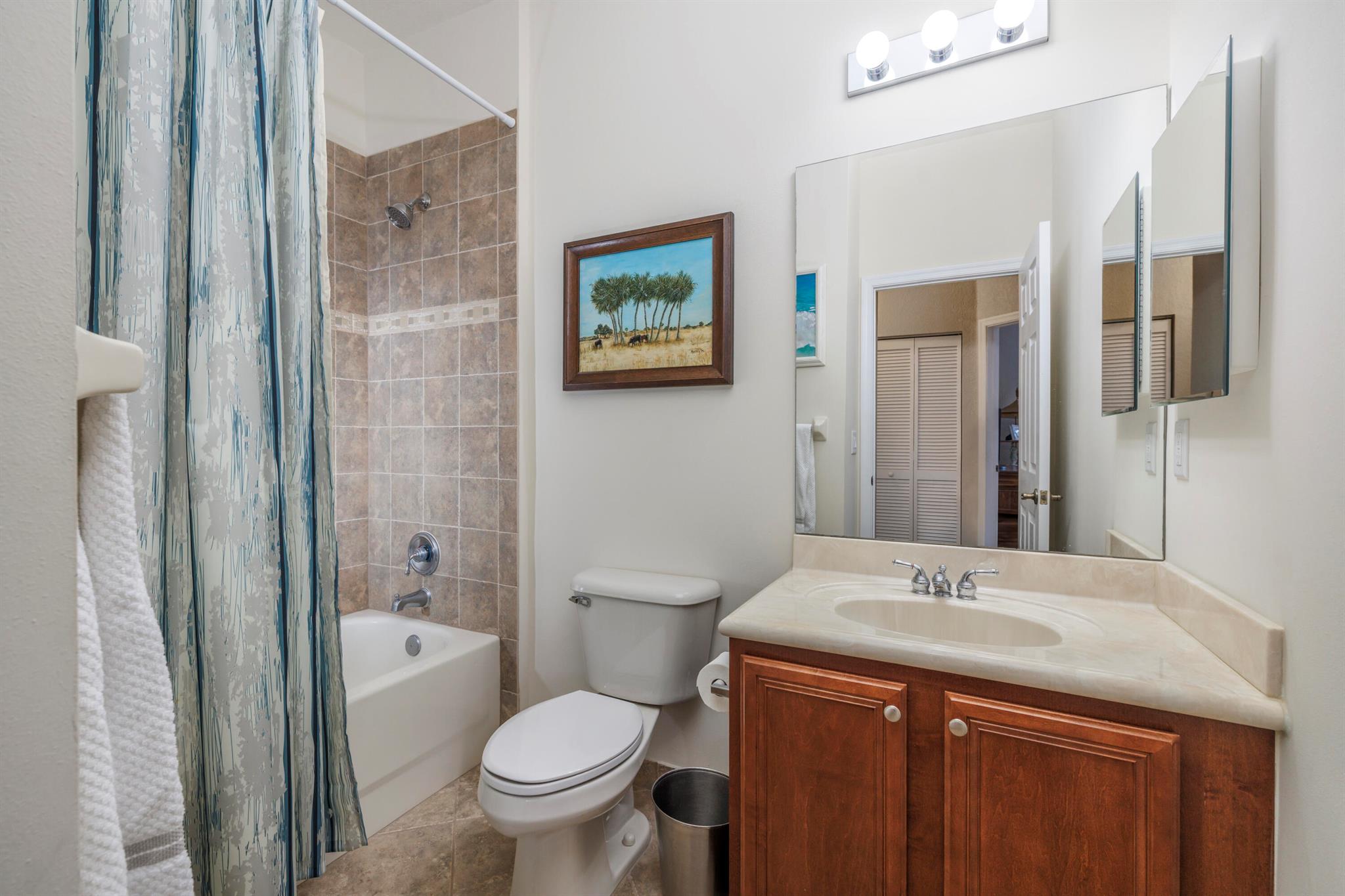 LEXINGTON LAKES - Residential