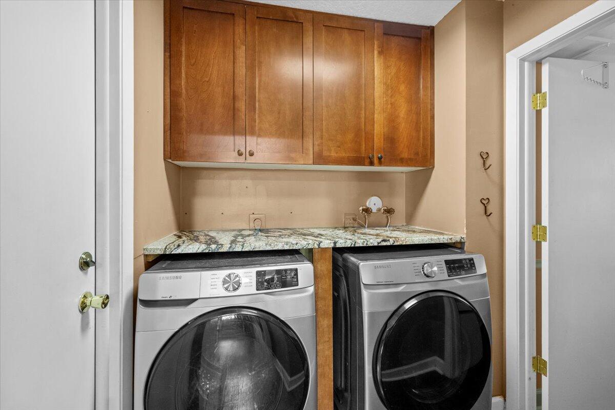 PINE RIDGE - Residential Lease