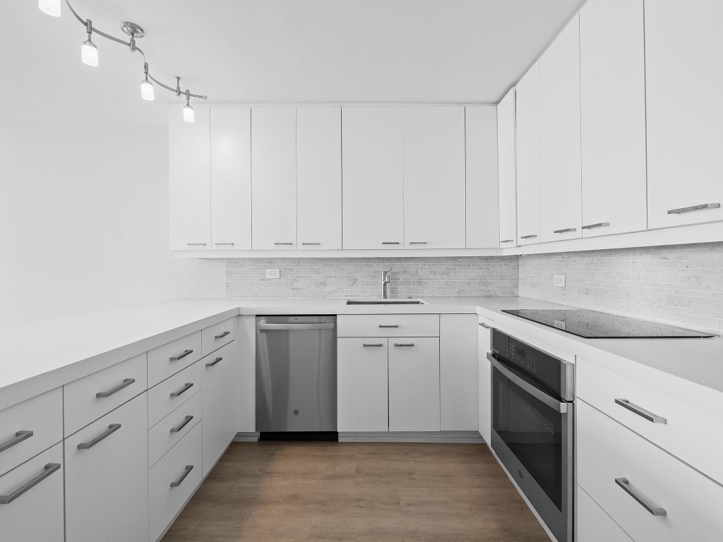 Island Terrace - Residential