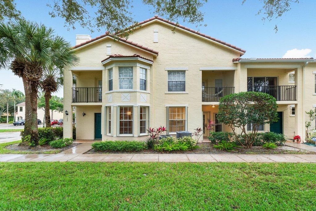 Photo of 107 Belmont Place, Boynton Beach, FL 33436 (MLS # R10943308)