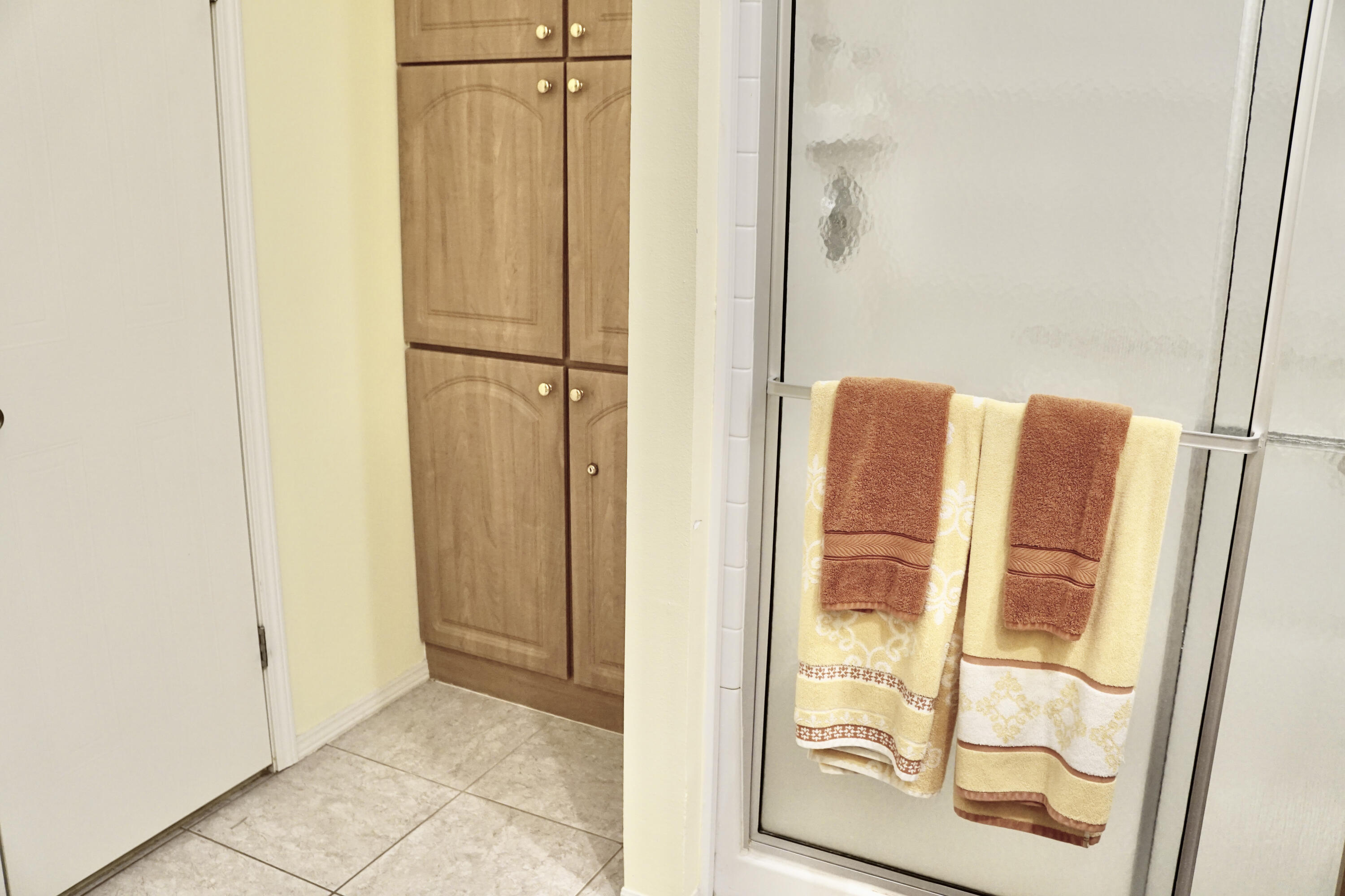 Spanish Lakes Golf - Residential