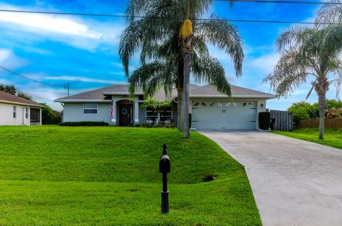 A home in Port St Lucie