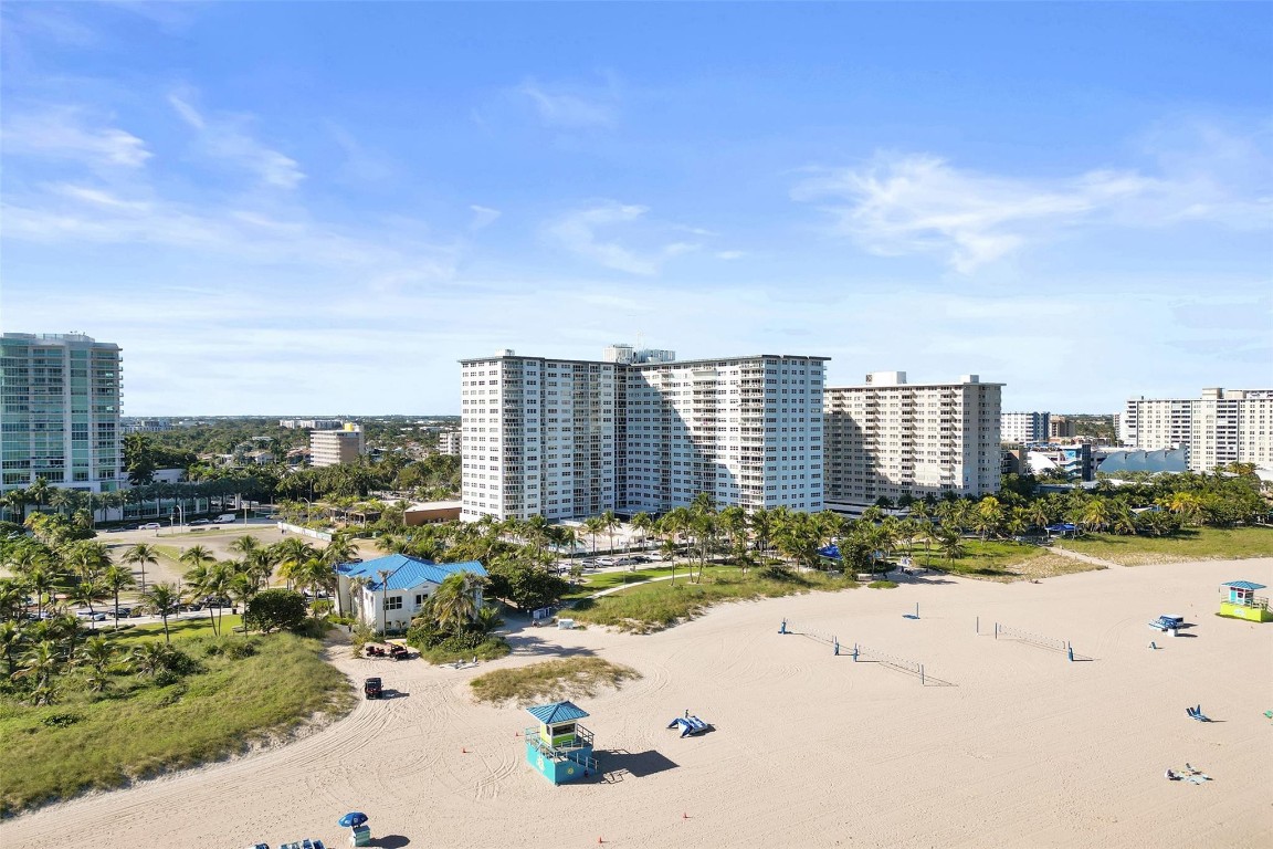 Sea Monarch - Residential