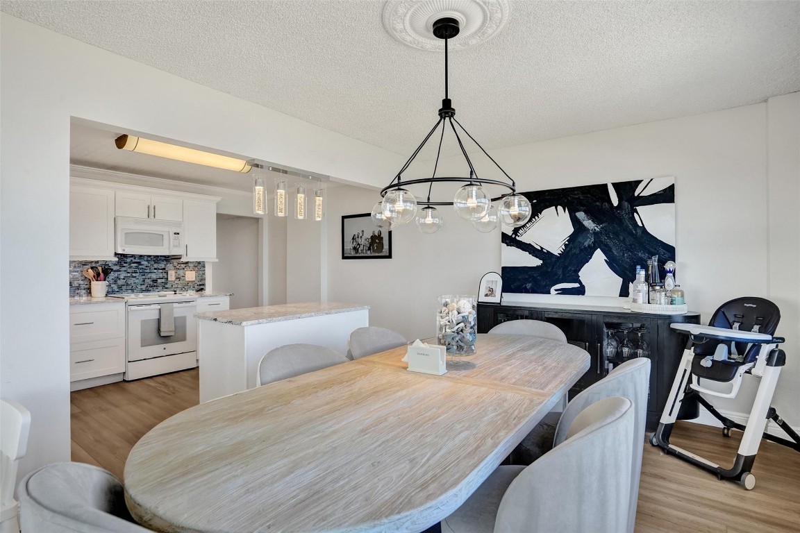 Sea Monarch - Residential