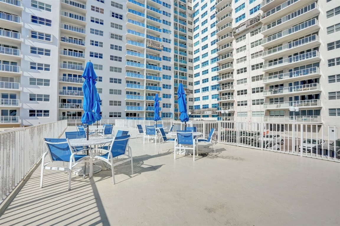 Sea Monarch - Residential