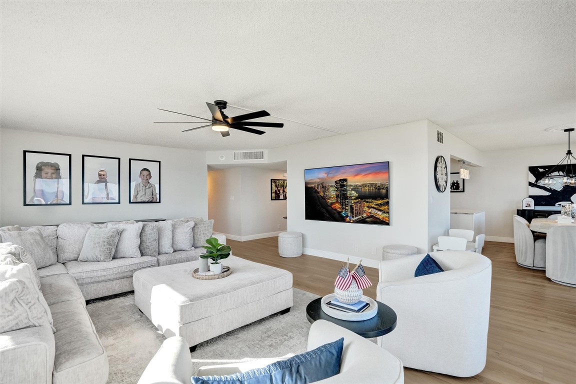 Sea Monarch - Residential