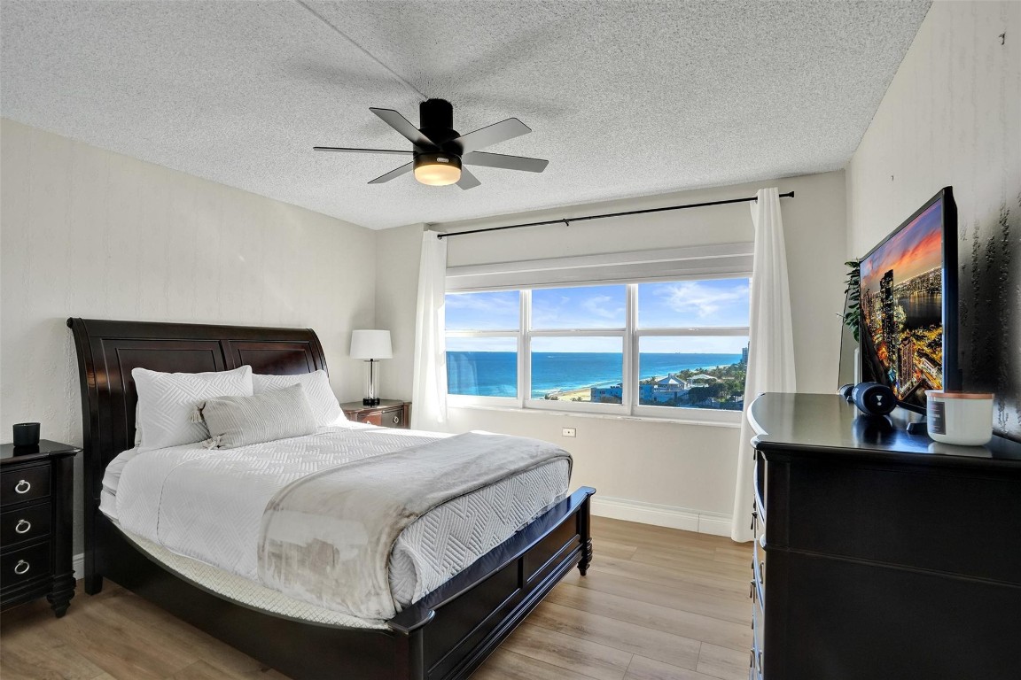 Sea Monarch - Residential