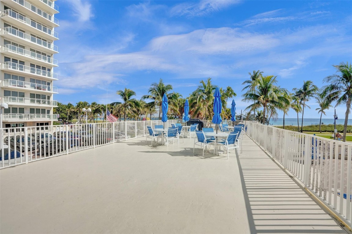 Sea Monarch - Residential