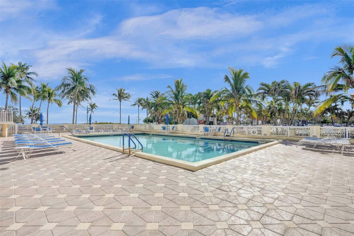 Sea Monarch - Residential