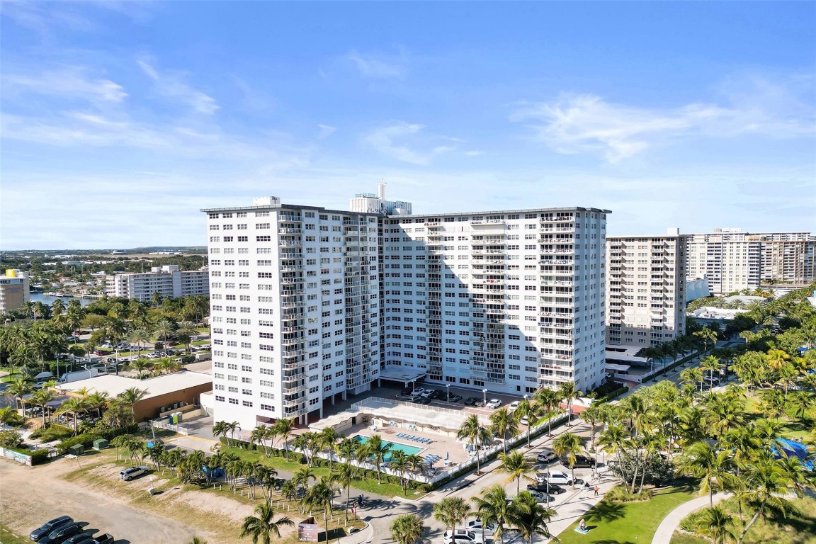 Sea Monarch - Residential