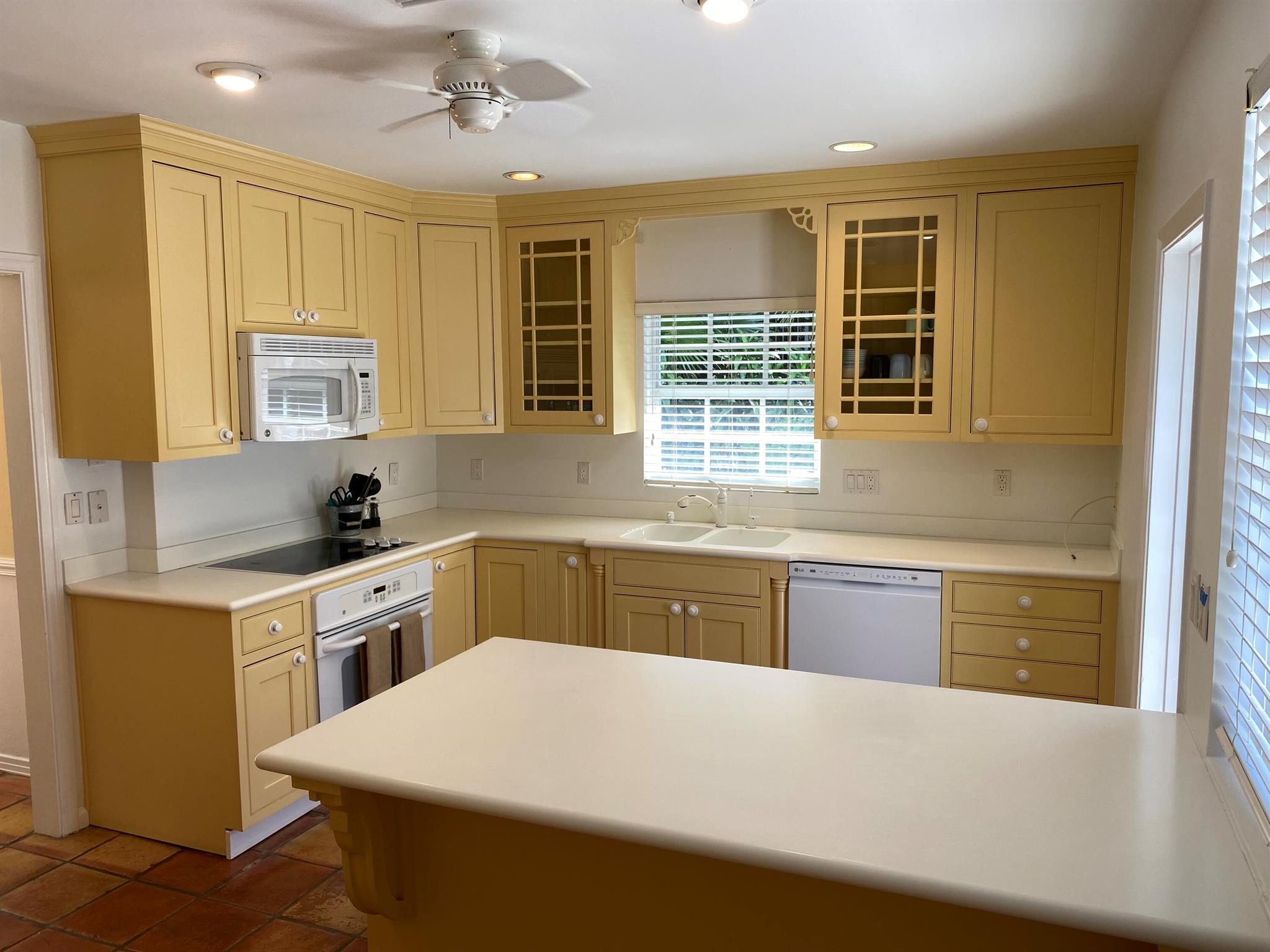 CRESTWOOD DELRAY - Residential