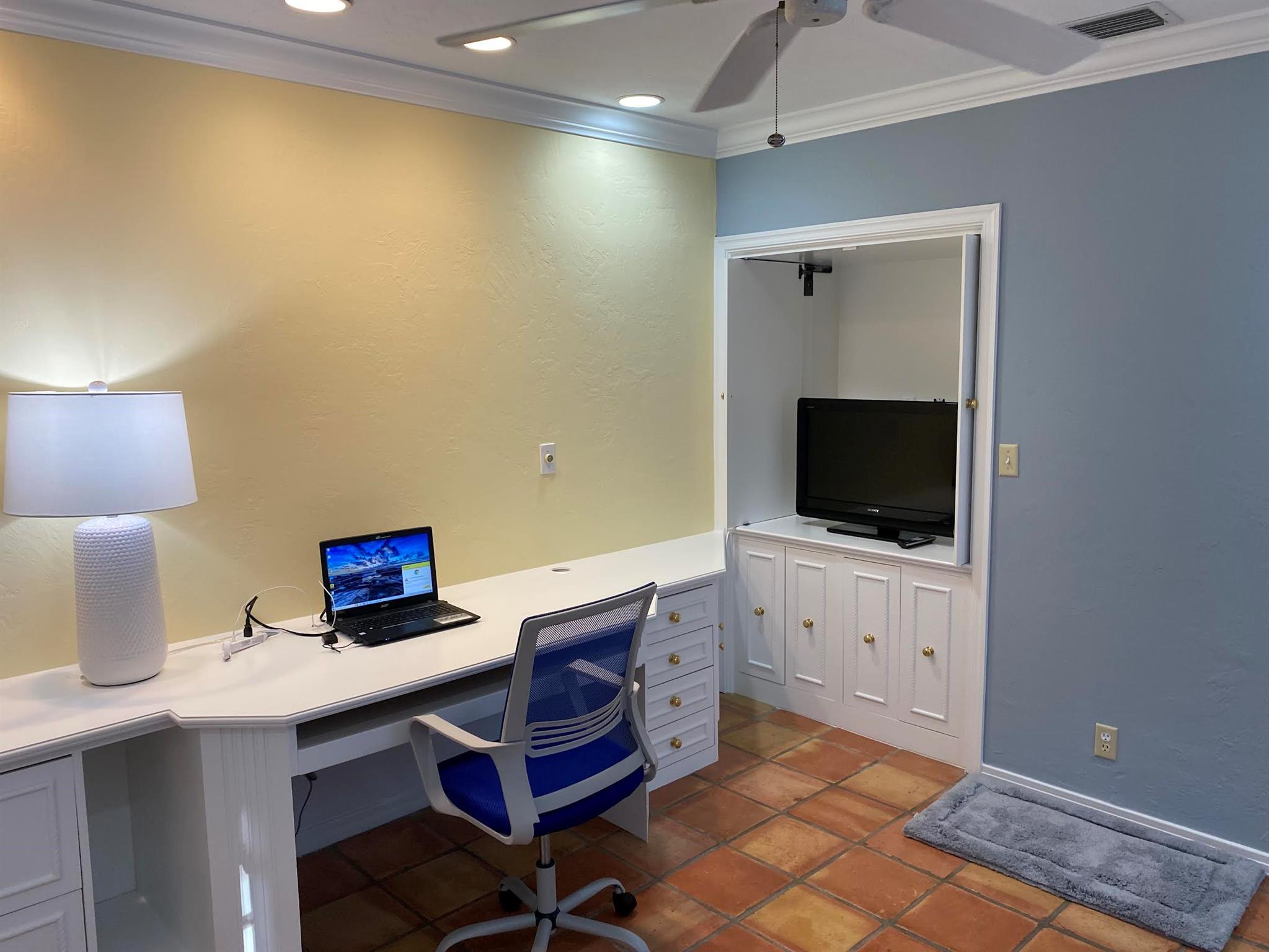 CRESTWOOD DELRAY - Residential