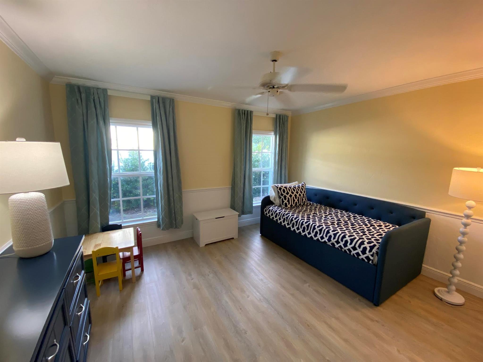 CRESTWOOD DELRAY - Residential