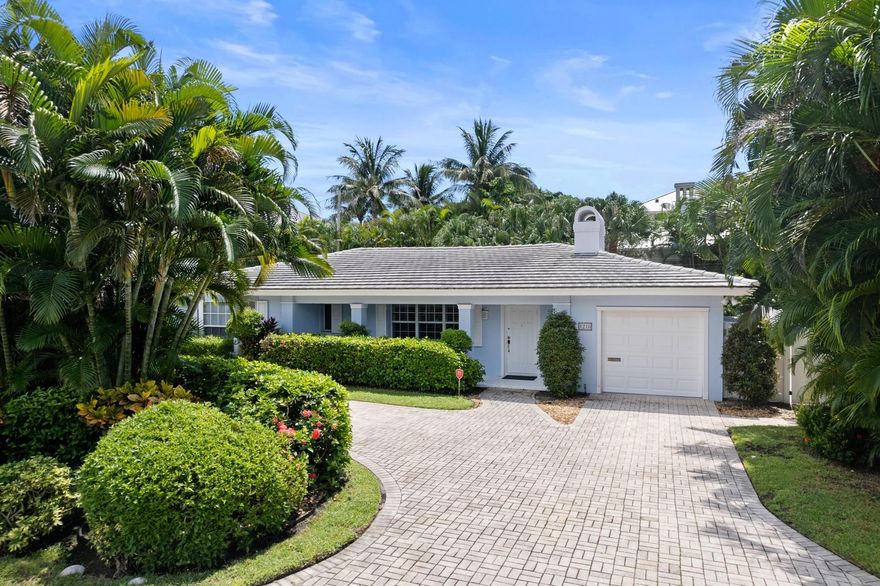 Classic Florida Beach Home. Open great room floor plan. Three bedrooms plus office and fire place.  Resort pool, private beach access and minutes away from vibrant Atlantic Avenue.Most desirable location!
